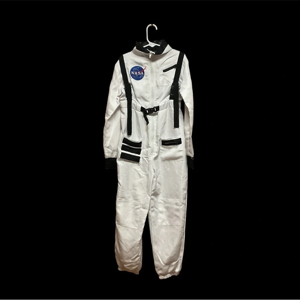 5 PIECE ASTRONAUTS COSTUMES ONE SIZE 8-10 ONE SIZE 4 WORN ONCE